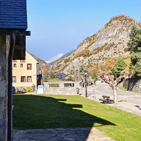 Casa Avellanos - Altos De - Tucasaenlospirineos Apartamento *